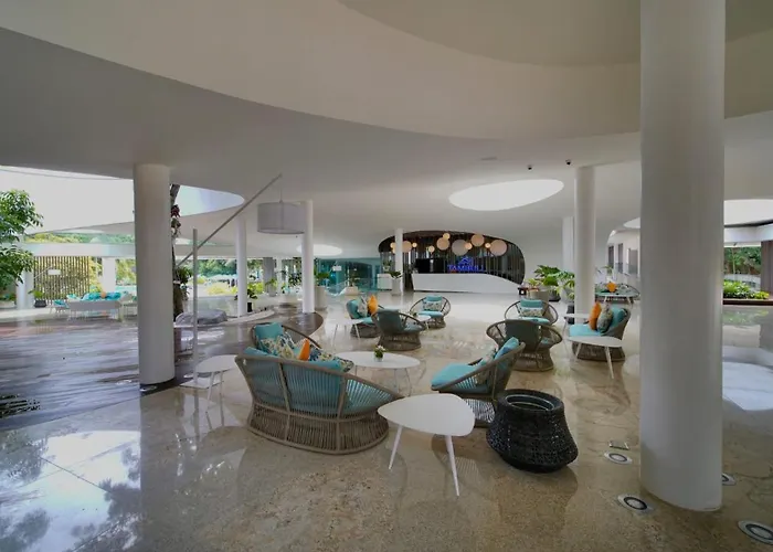 Stylish Tambuli Condotel With Panoramic Mactan Seaview From High Floor Ferieanlegg