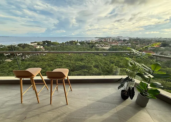 Stylish Tambuli Condotel With Panoramic Mactan Seaview From High Floor Ferieanlegg