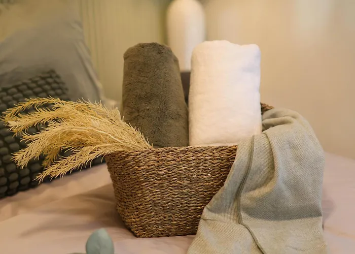 Ferieanlegg Stylish Tambuli Condotel With Panoramic Mactan Seaview From High Floor