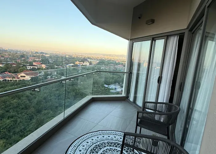 Ferieanlegg Stylish Tambuli Condotel With Panoramic Mactan Seaview From High Floor