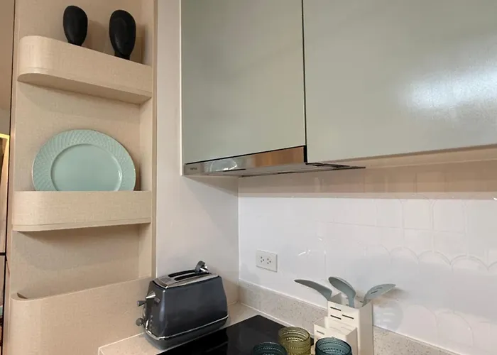 Ferieanlegg Stylish Tambuli Condotel With Panoramic Mactan Seaview From High Floor Lapu-Lapu City