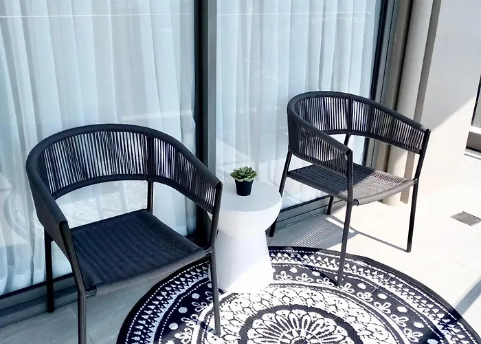 Stylish Tambuli Condotel With Panoramic Mactan Seaview From High Floor Ferieanlegg *